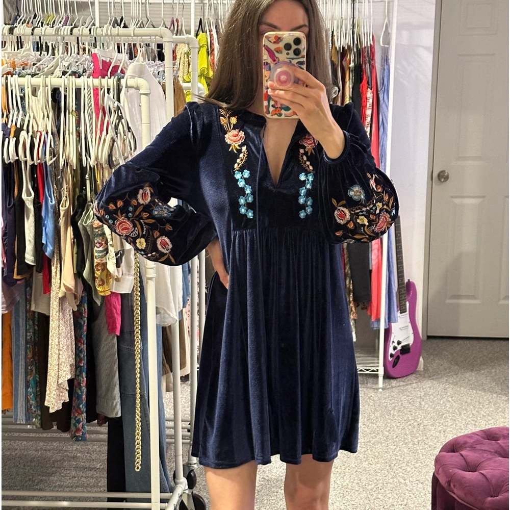 Blue babydoll velvet lantern sleeve mini dress